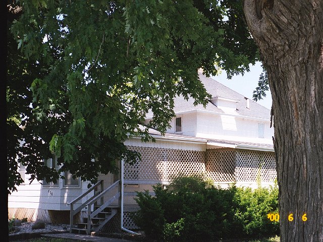 A view looking from the West